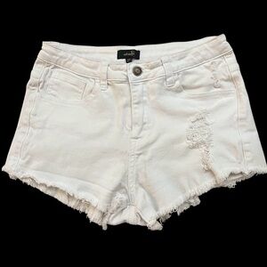 Ontwelth White Distressed Shortie Jean Shorts Size 27, Raw Hems 5 Pockets.